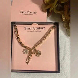 NEW JUICY COUTURE CHAIN  LINK
CHARM NECKLACE